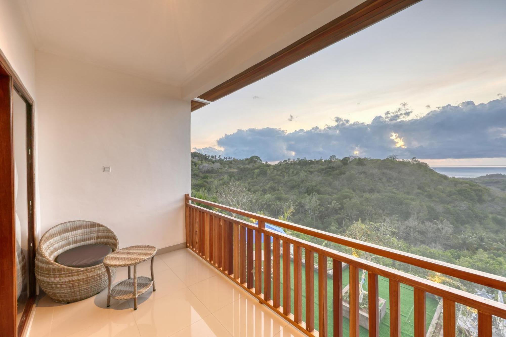 Kelingking Parama Resort Batumadeg Buitenkant foto