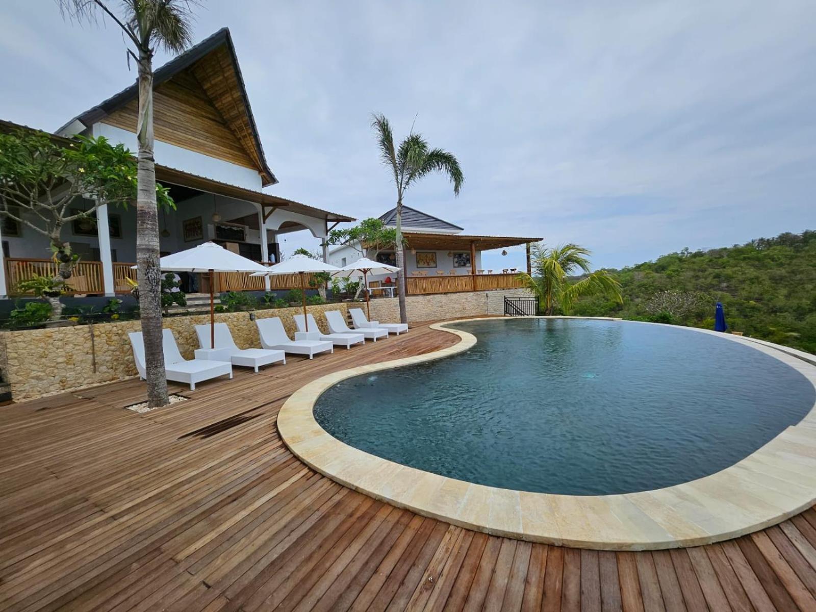 Kelingking Parama Resort Batumadeg Buitenkant foto