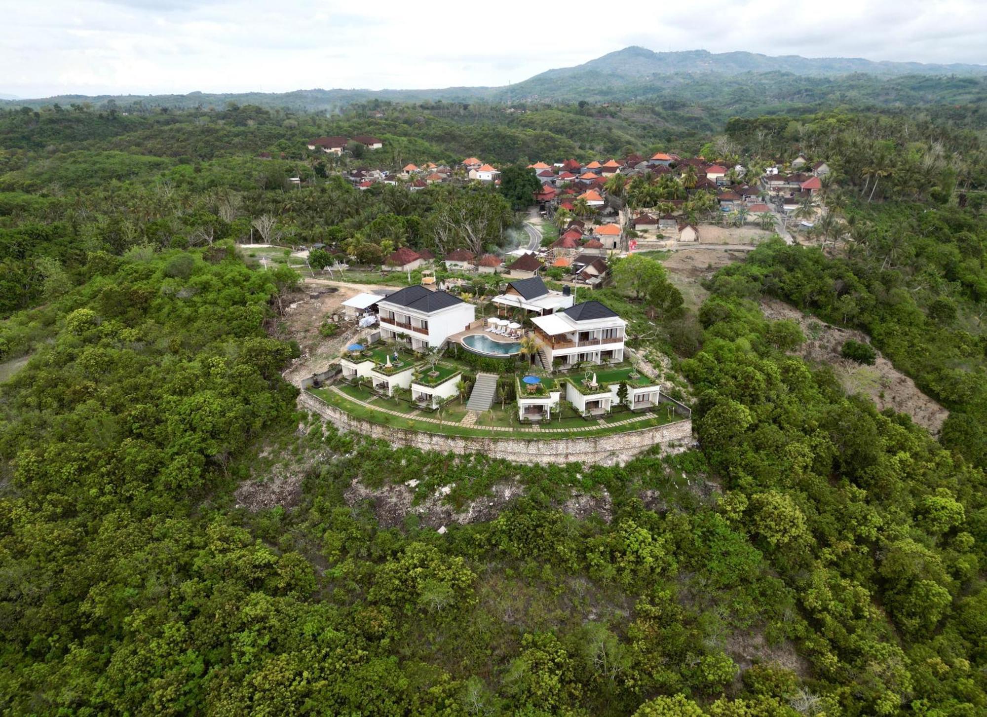 Kelingking Parama Resort Batumadeg Buitenkant foto